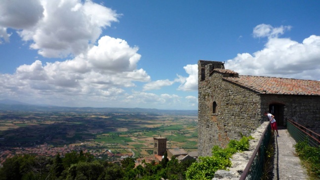 Looking out across the countryside of the Val di Chiana from the battlements of the Castello di Girifalco. You can see the chirch of Santa Margherita a little further down, and Cortona just beyond that.
